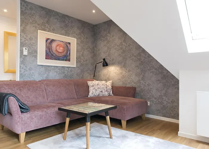 Am Linggplatz - Ruhige Lage In Der Fussgaengerzone - Self-check-in - Parkhaus Inklusive - Schnelles Wlan * Bad Hersfeld