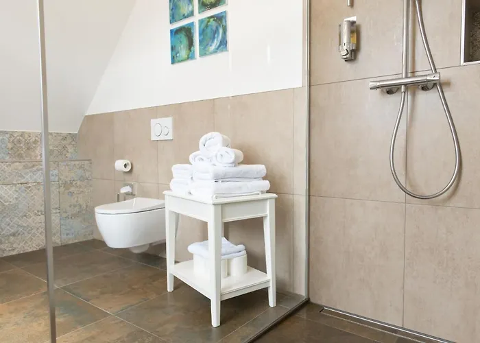 Am Linggplatz - Ruhige Lage In Der Fussgaengerzone - Self-check-in - Parkhaus Inklusive - Schnelles Wlan * Bad Hersfeld