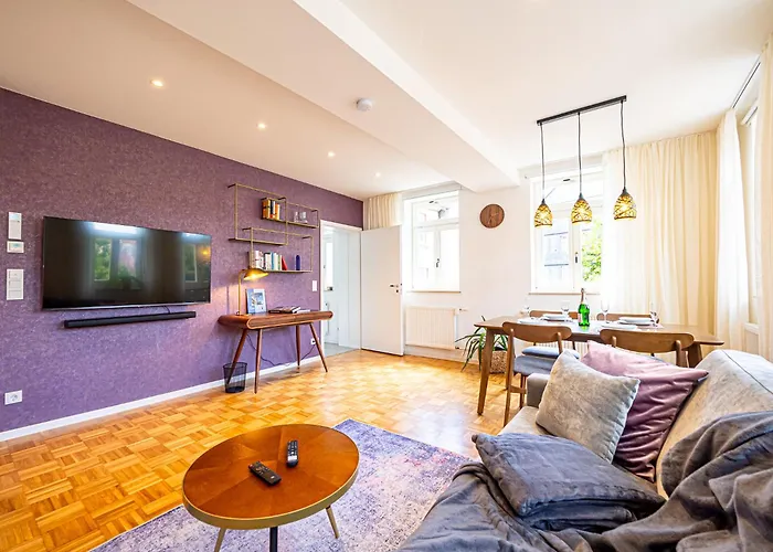 Am Linggplatz - Ruhige Lage In Der Fussgaengerzone - Self-check-in - Parkhaus Inklusive - Schnelles Wlan Apartman Bad Hersfeld