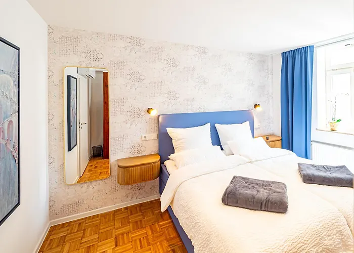 Am Linggplatz - Ruhige Lage In Der Fussgaengerzone - Self-check-in - Parkhaus Inklusive - Schnelles Wlan *