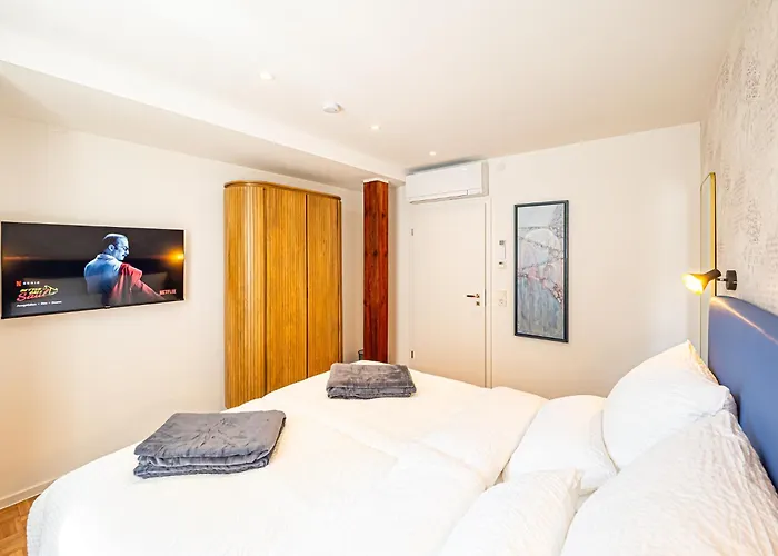 Am Linggplatz - Ruhige Lage In Der Fussgaengerzone - Self-check-in - Parkhaus Inklusive - Schnelles Wlan Apartman